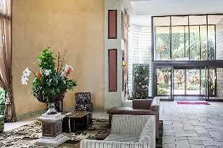 Clarion Hotel And Conference Center Near Busch Gardens Tampa